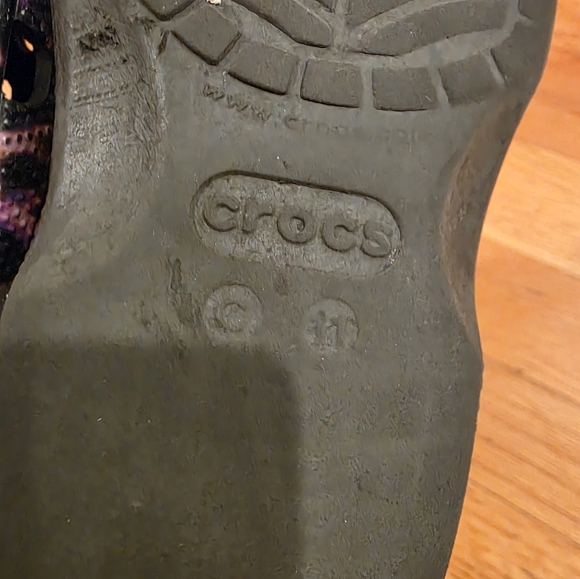 Crocs Glitter Shoes - Picture 4 of 4